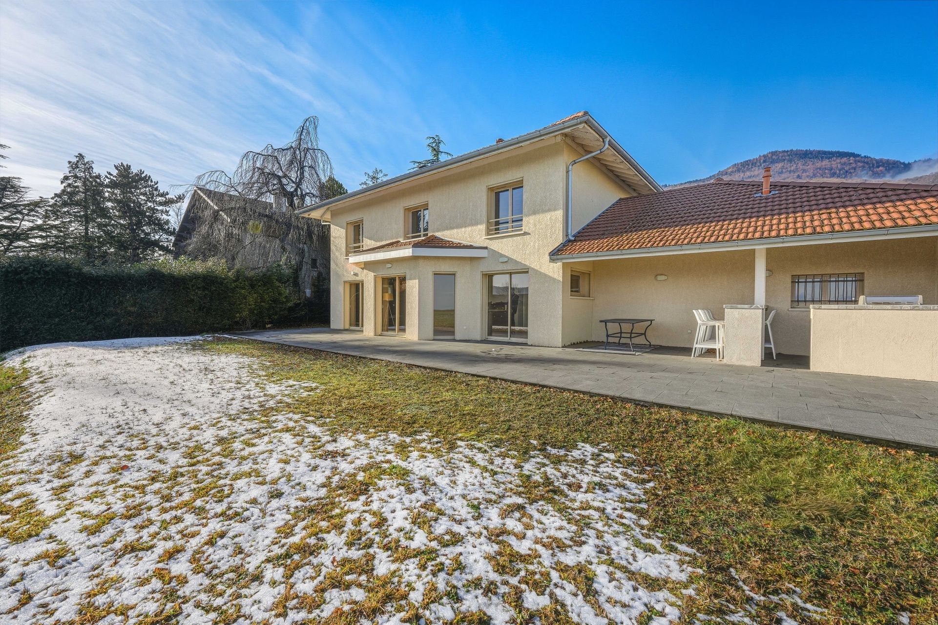 house 6 Rooms for sale on DIVONNE LES BAINS (01220)