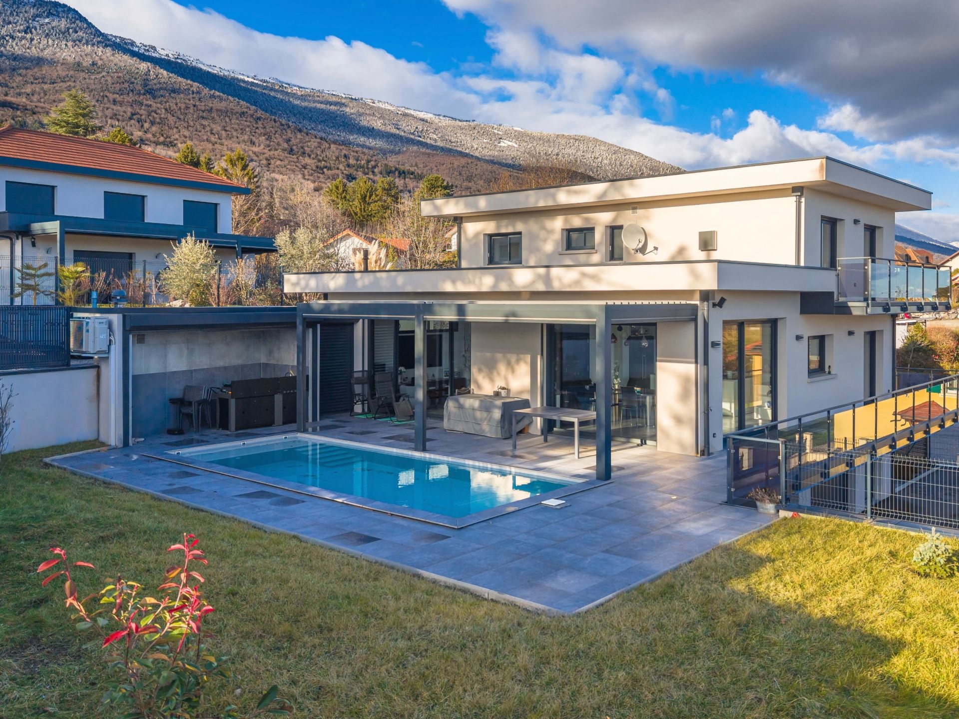 house 6 Rooms for sale on THOIRY (01710)