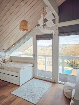 house 8 Rooms for sale on MONNETIER MORNEX (74560)