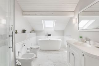 maison 8 Pièces en vente sur DIVONNE LES BAINS (01220)