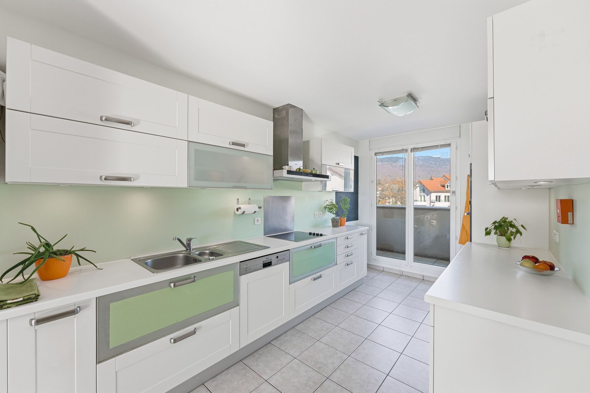 apartment 5 Rooms for sale on DIVONNE LES BAINS (01220)