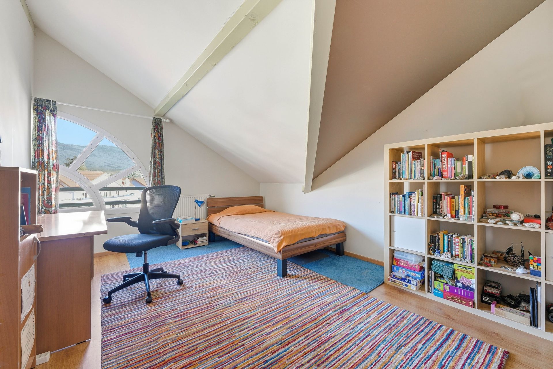 apartment 5 Rooms for sale on DIVONNE LES BAINS (01220)