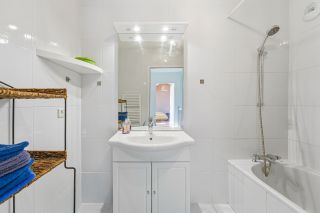 apartment 5 Rooms for sale on DIVONNE LES BAINS (01220)