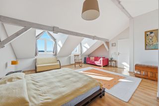apartment 5 Rooms for sale on DIVONNE LES BAINS (01220)