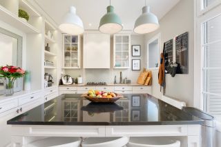 house 8 Rooms for sale on DIVONNE LES BAINS (01220)