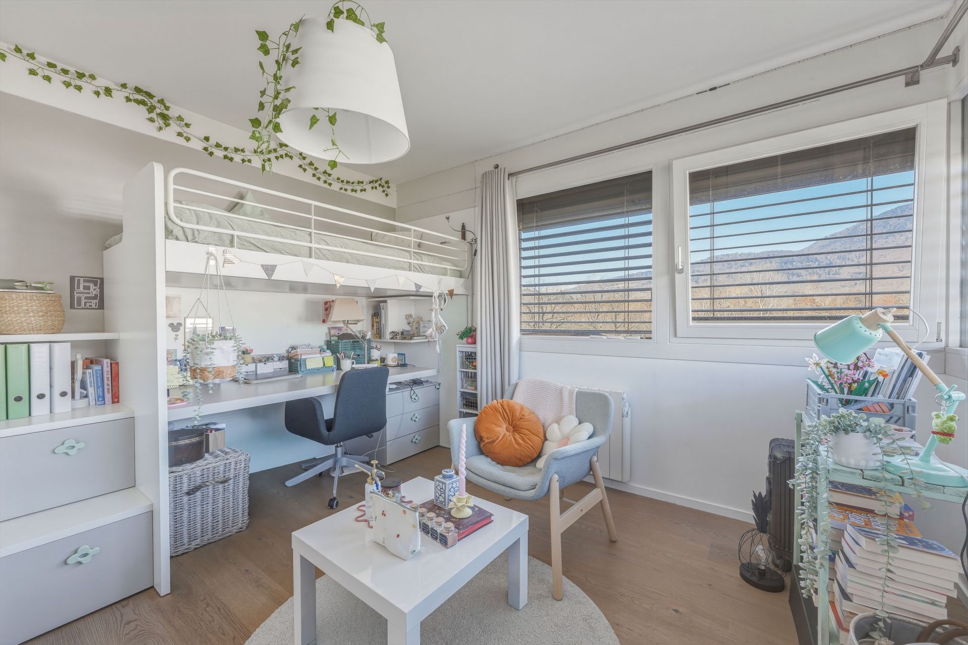 house 7 Rooms for sale on DIVONNE LES BAINS (01220)