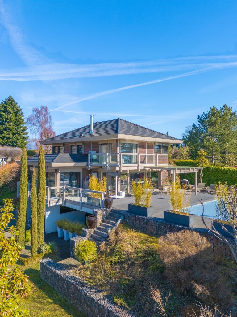 maison 7 Pièces en vente sur DIVONNE LES BAINS (01220)