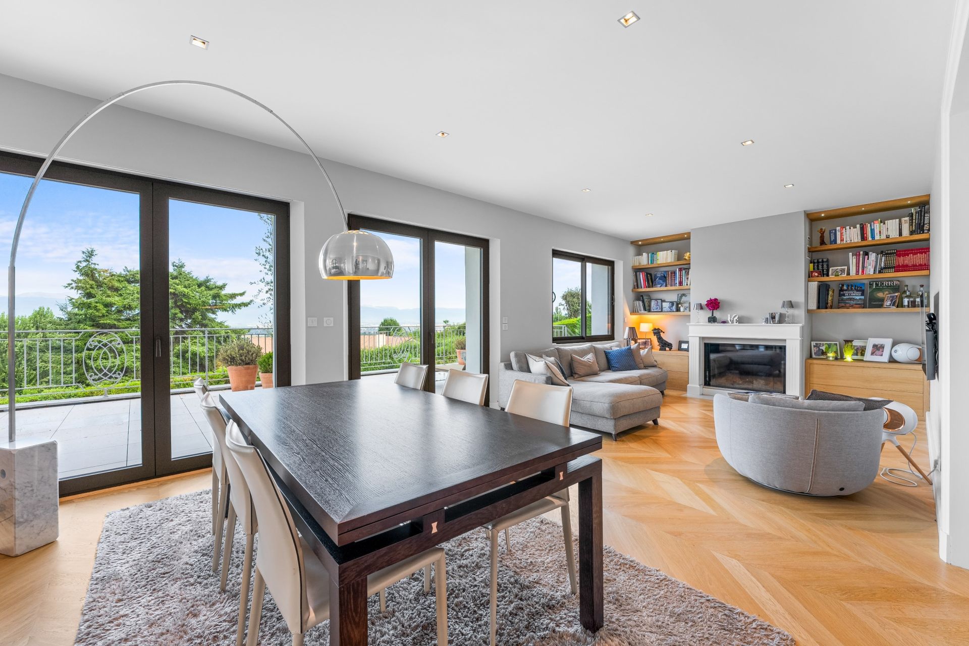 maison 12 Pièces en vente sur COLLONGES SOUS SALEVE (74160)