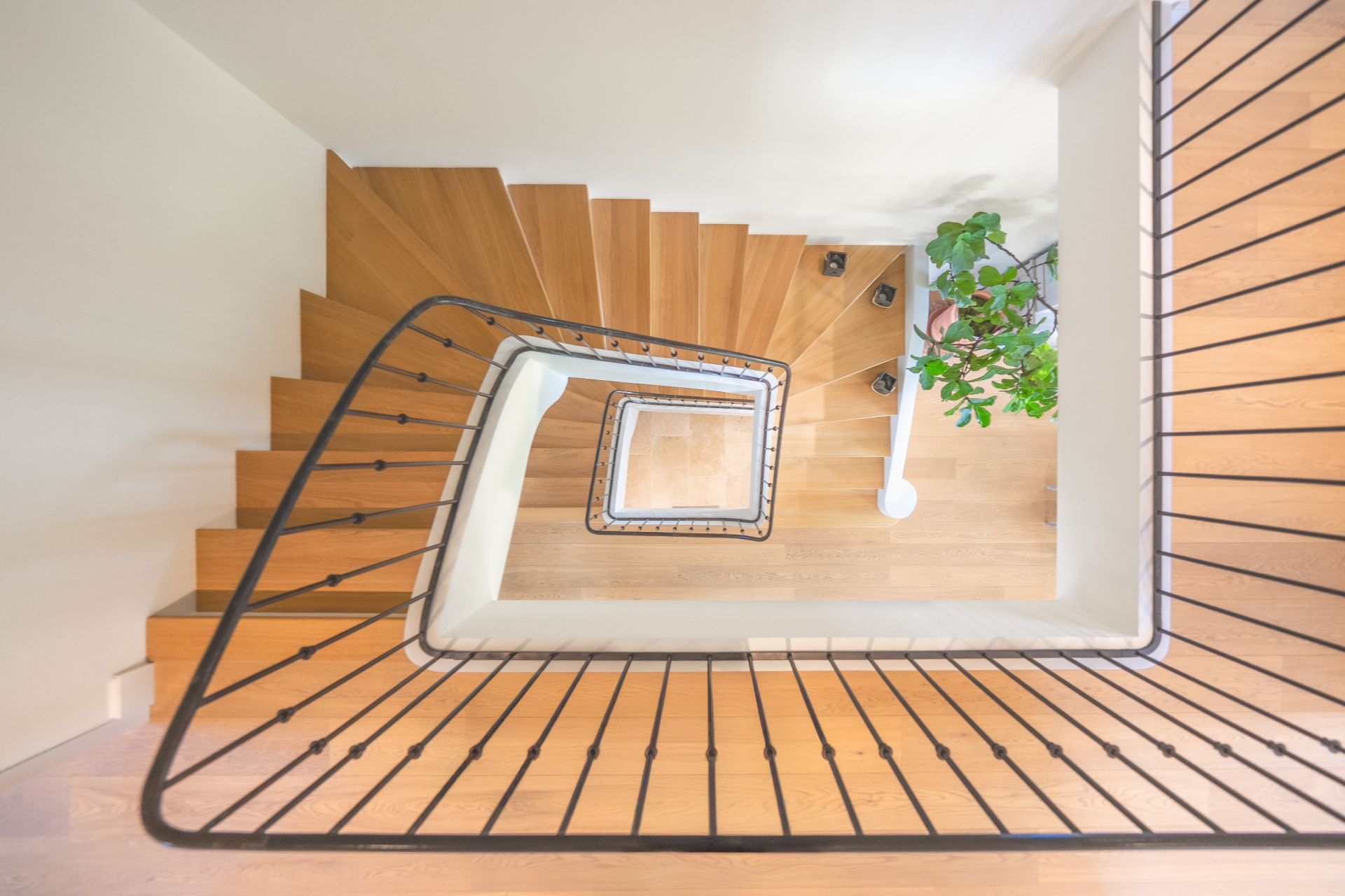 maison 10 Pièces en vente sur CHEVRY (01170)
