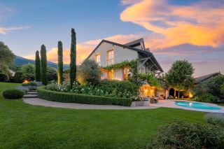 house 10 Rooms for sale on CHEVRY (01170)