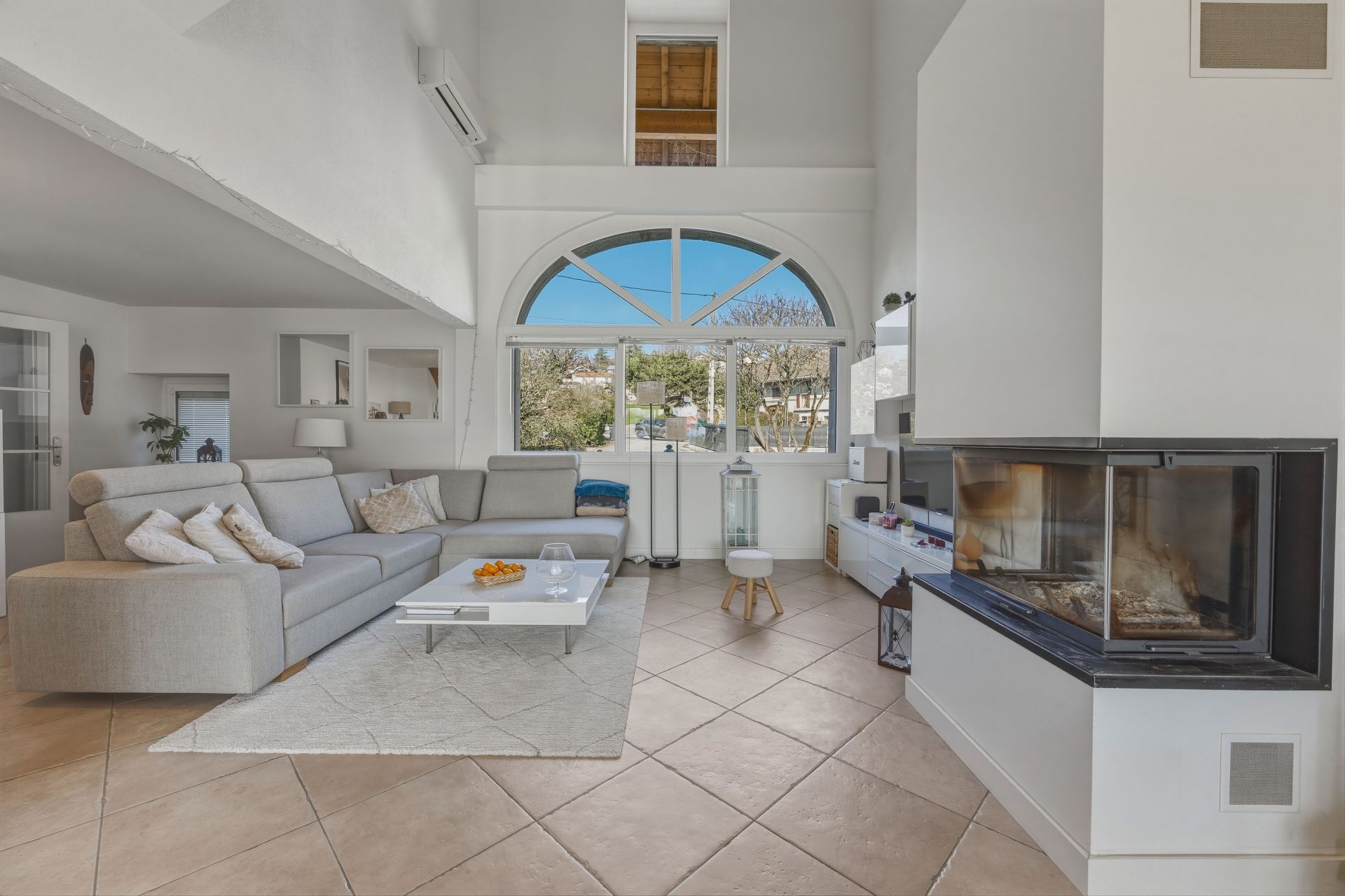 maison 10 Pièces en vente sur CHALLEX (01630)