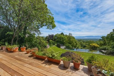 Vente Maison Grilly 12&nbsp;Pièces 587&nbsp;m²