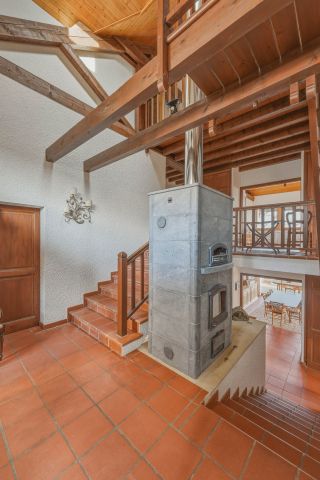 maison 12 Pièces en vente sur GRILLY (01220)