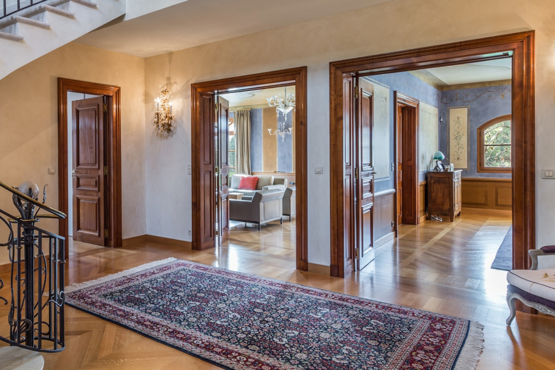 house 12 Rooms for sale on ECHENEVEX (01170)