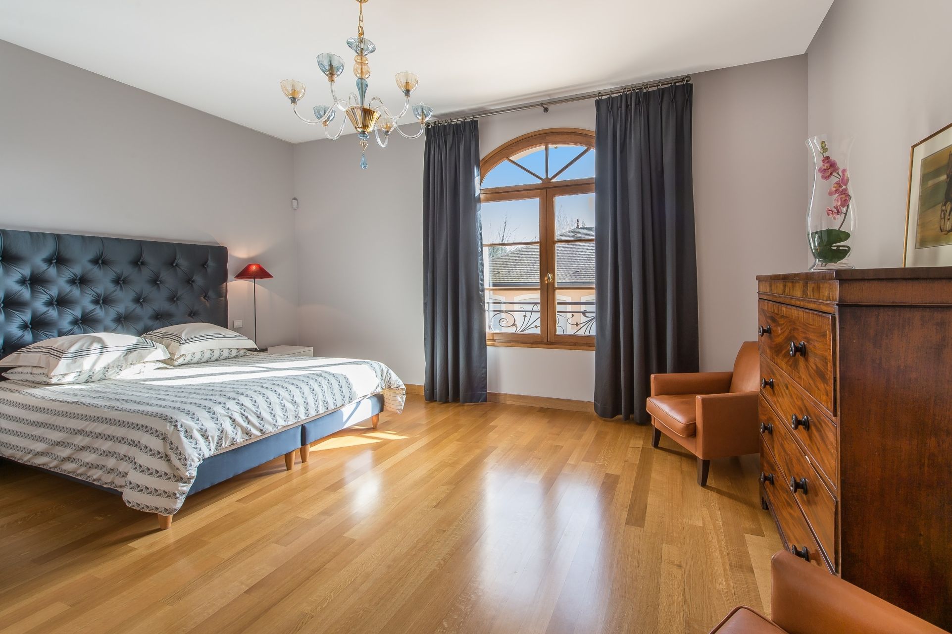 house 12 Rooms for sale on ECHENEVEX (01170)