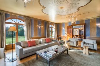 house 12 Rooms for sale on ECHENEVEX (01170)