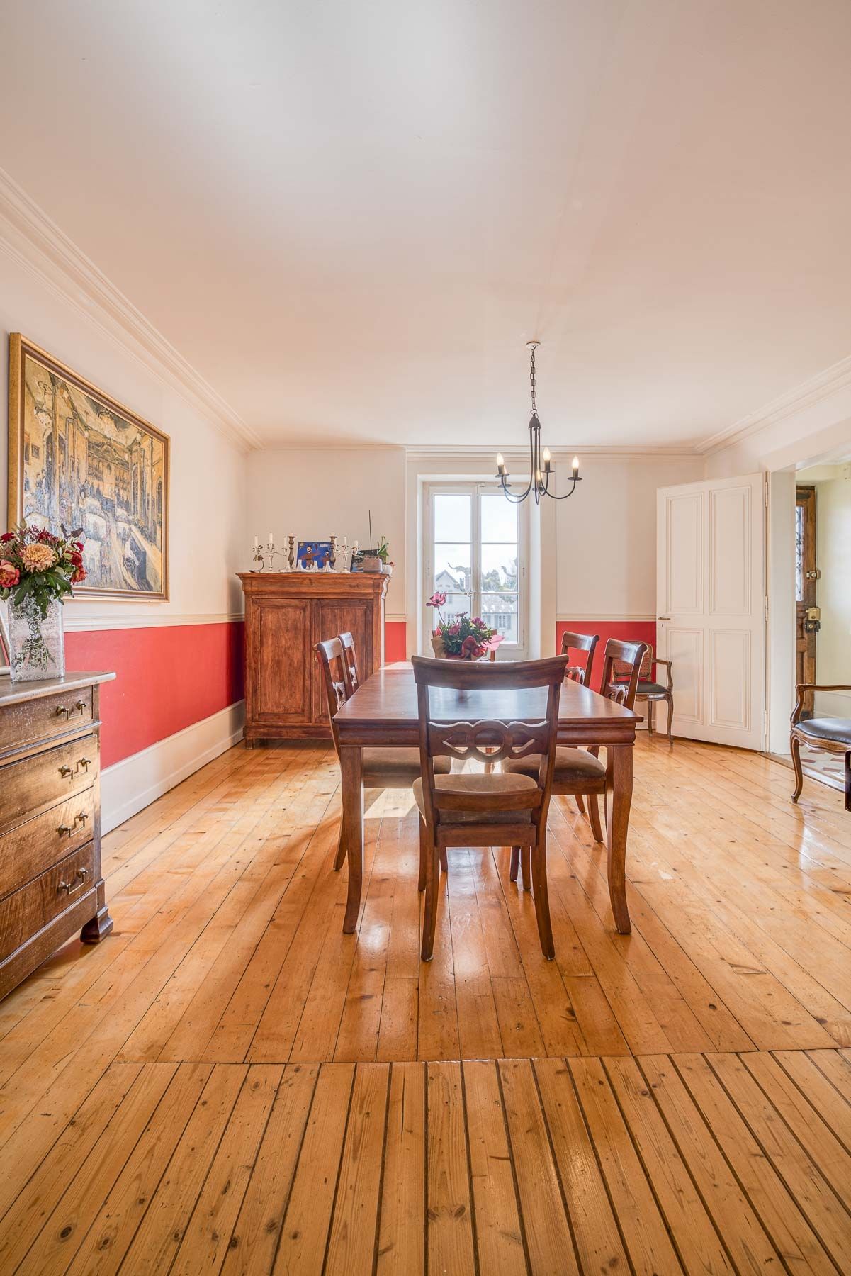 house 8 Rooms for sale on DIVONNE LES BAINS (01220)