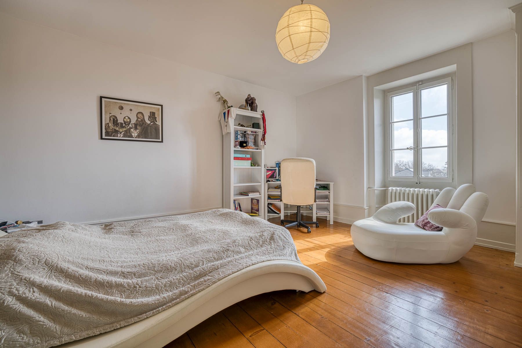 house 8 Rooms for sale on DIVONNE LES BAINS (01220)