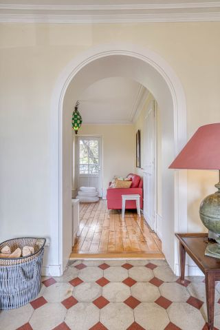 house 8 Rooms for sale on DIVONNE LES BAINS (01220)