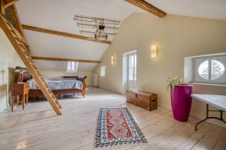 house 8 Rooms for sale on DIVONNE LES BAINS (01220)