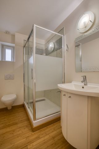 house 8 Rooms for sale on DIVONNE LES BAINS (01220)