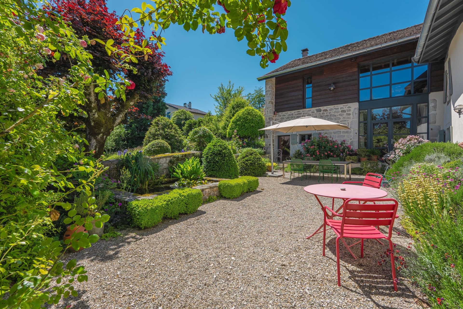 house 8 Rooms for sale on DIVONNE LES BAINS (01220)