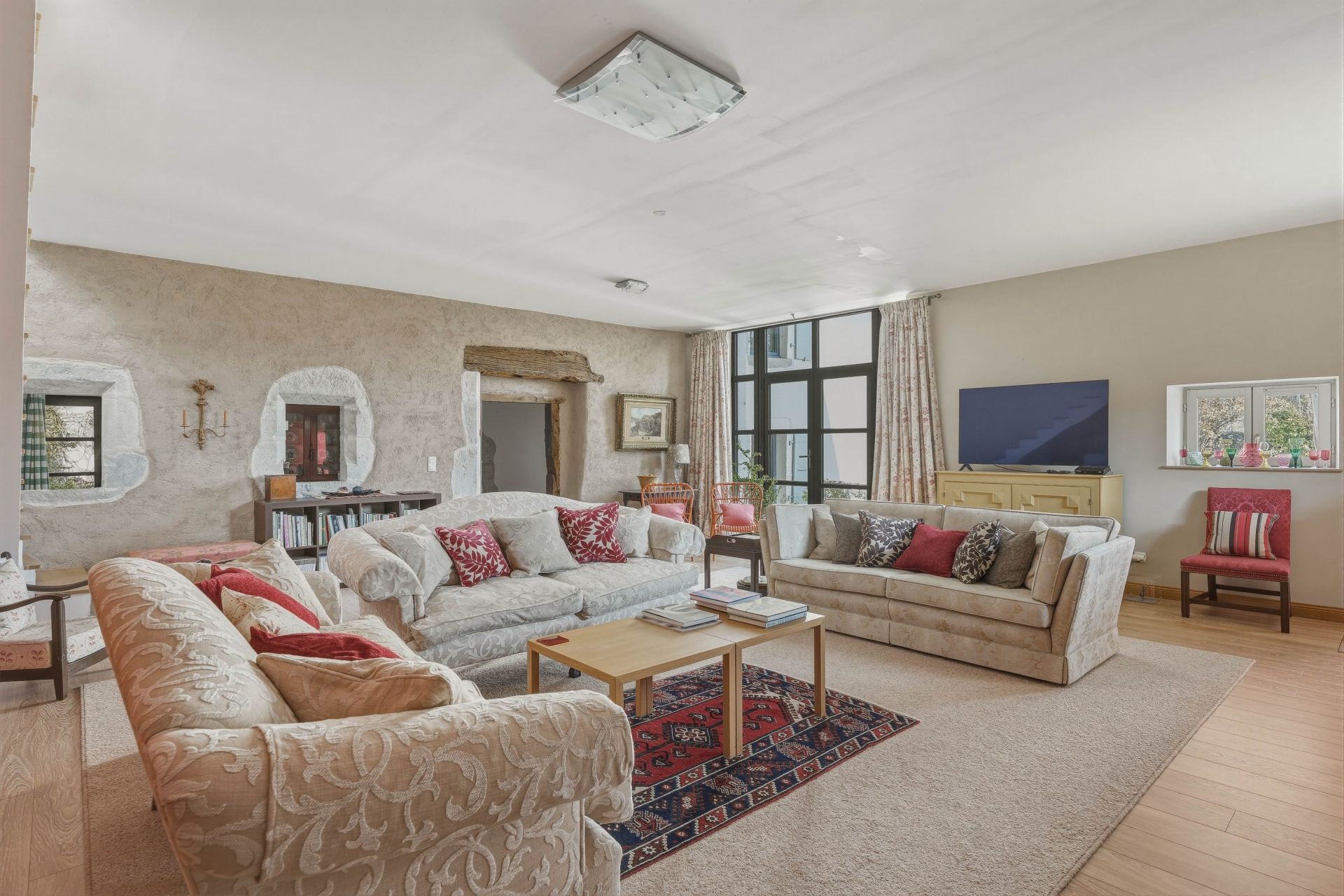 maison 8 Pièces en vente sur DIVONNE LES BAINS (01220)