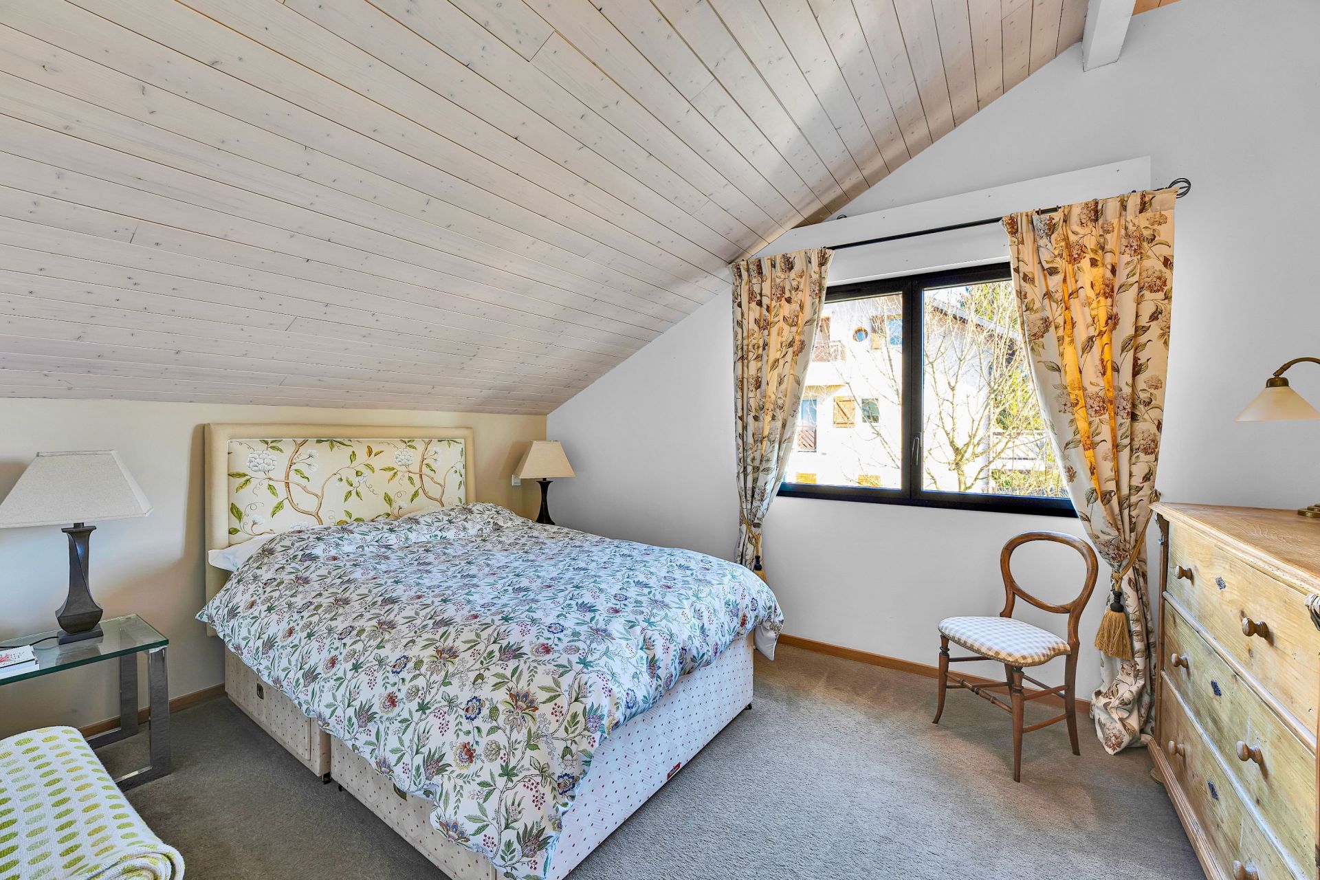 maison 8 Pièces en vente sur DIVONNE LES BAINS (01220)