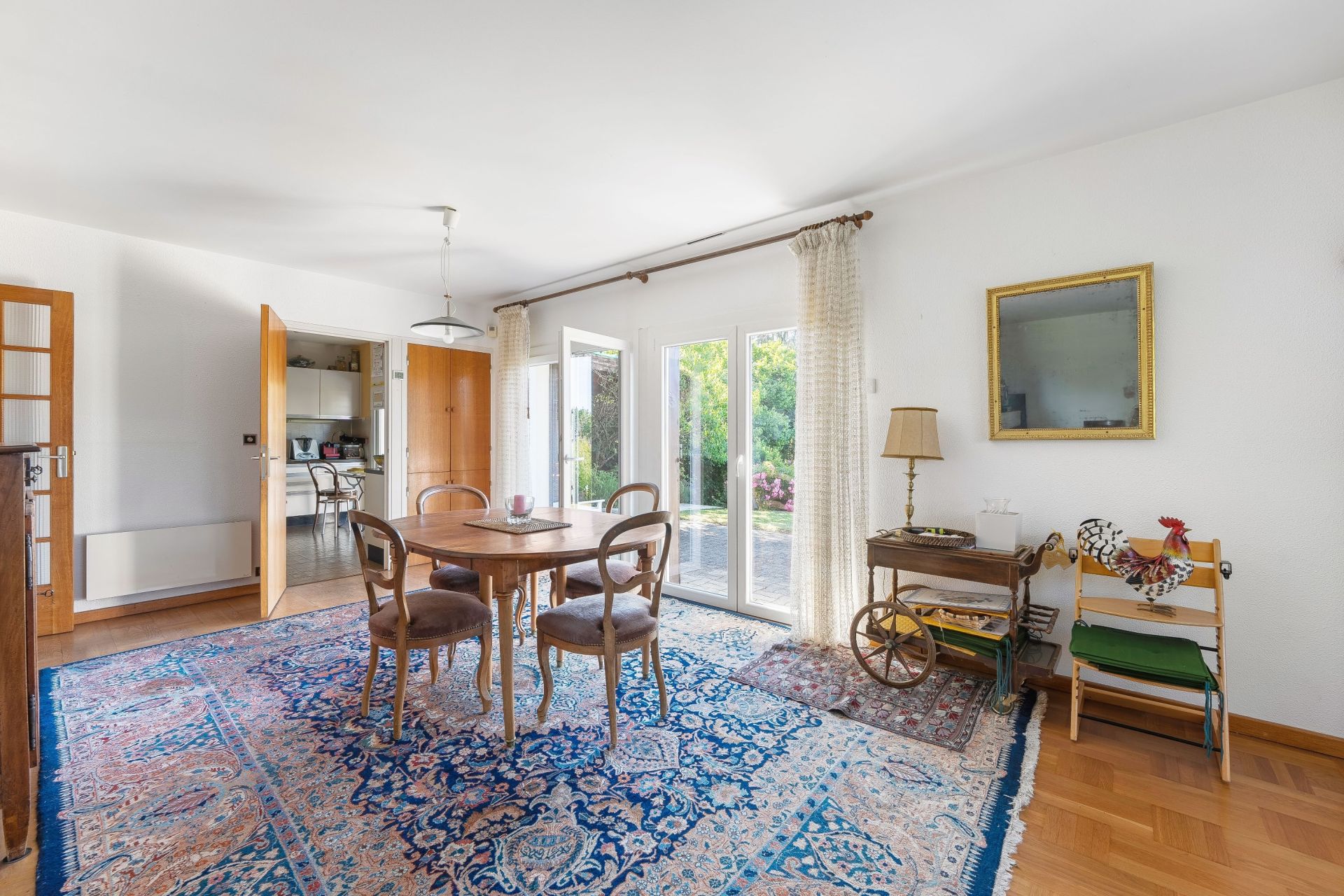 house 7 Rooms for sale on GRILLY (01220)