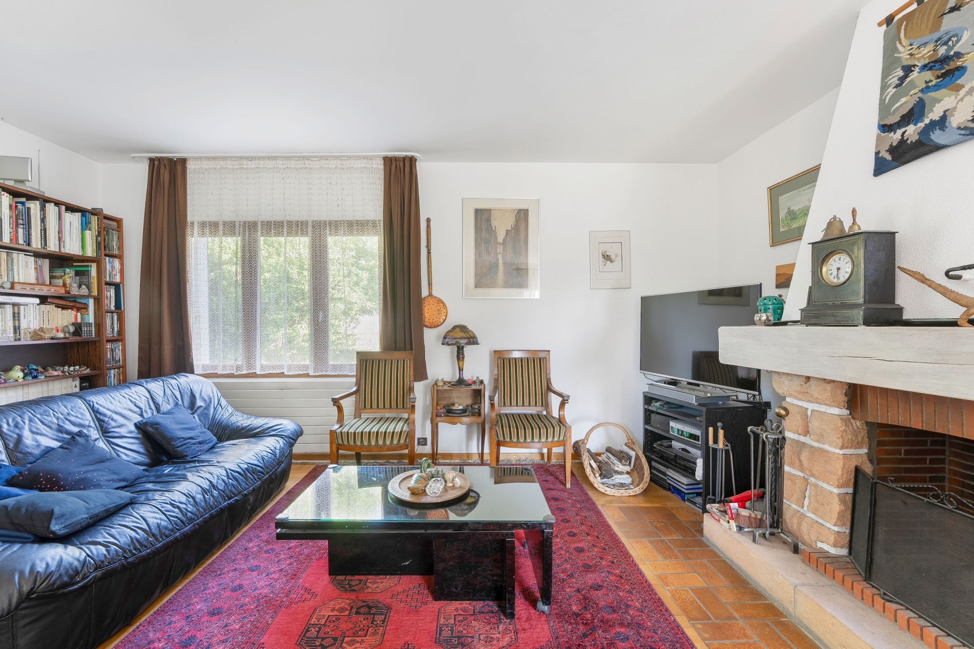 house 7 Rooms for sale on GRILLY (01220)