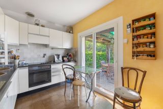 house 7 Rooms for sale on GRILLY (01220)