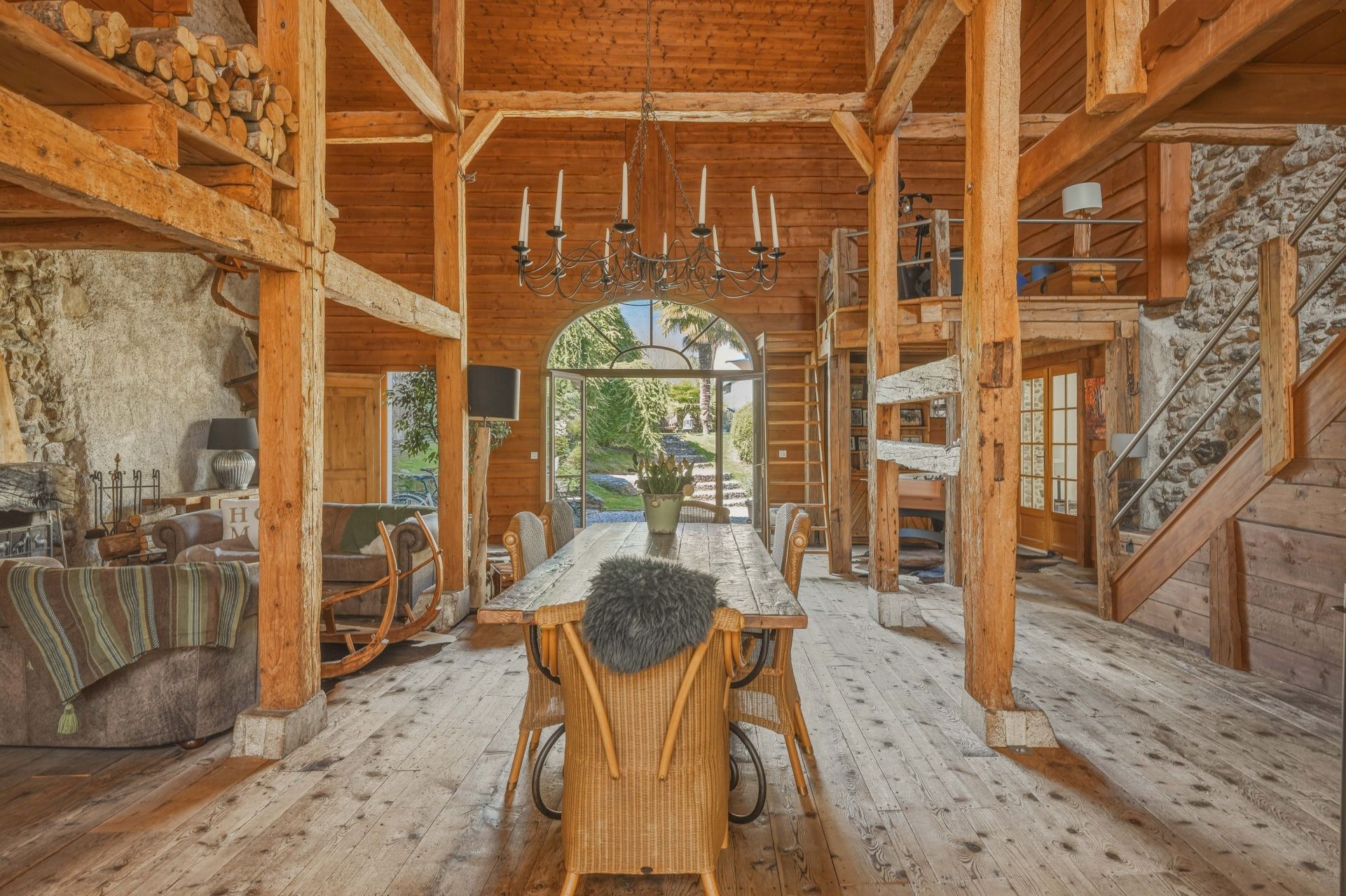 house 6 Rooms for sale on DIVONNE LES BAINS (01220)