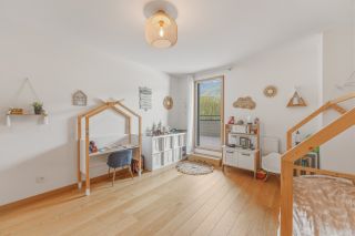 house 6 Rooms for sale on DIVONNE LES BAINS (01220)