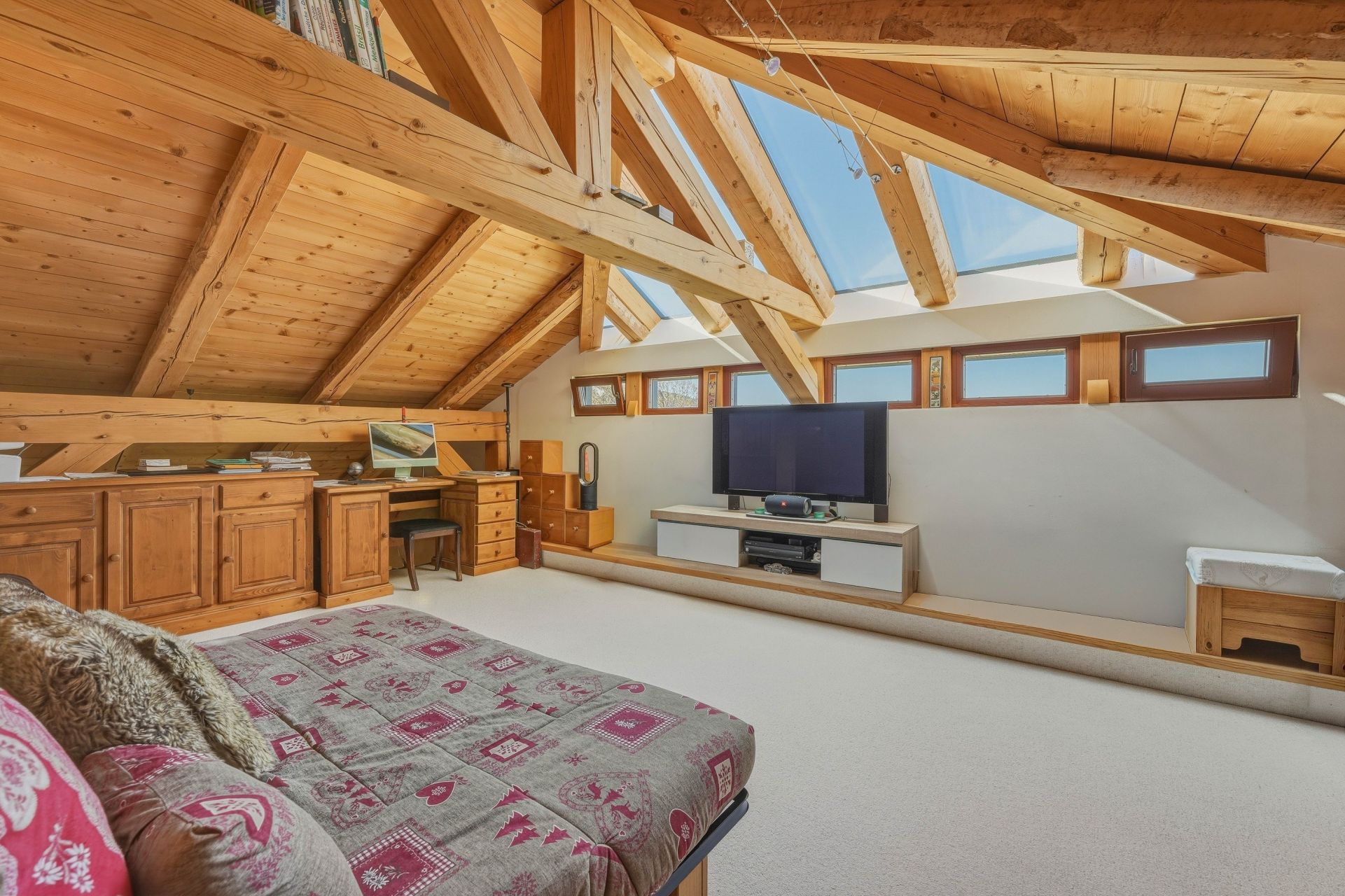 maison 8 Pièces en vente sur LES ROUSSES (39220)