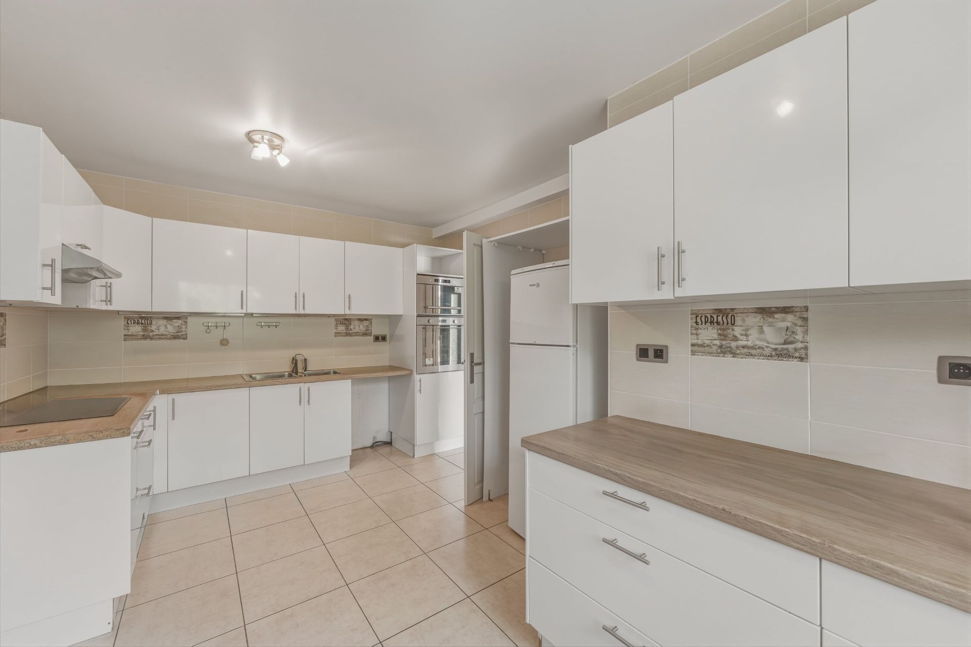 house 7 Rooms for sale on DIVONNE LES BAINS (01220)