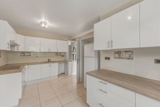 house 7 Rooms for sale on DIVONNE LES BAINS (01220)