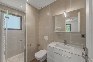 house 7 Rooms for sale on DIVONNE LES BAINS (01220)