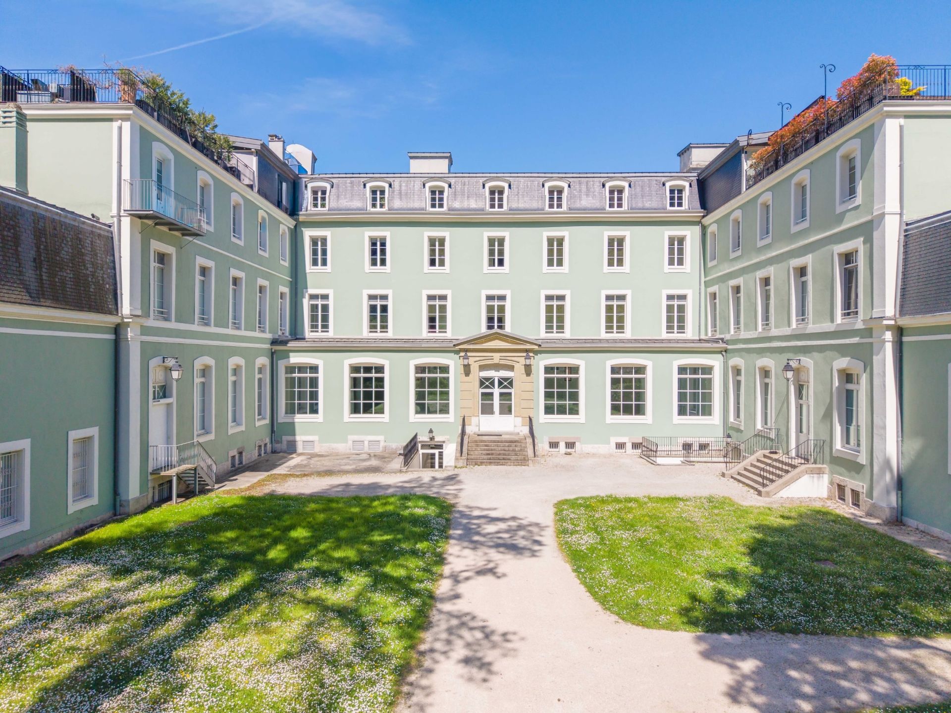 apartment 4 Rooms for sale on ETREMBIERES (74100)