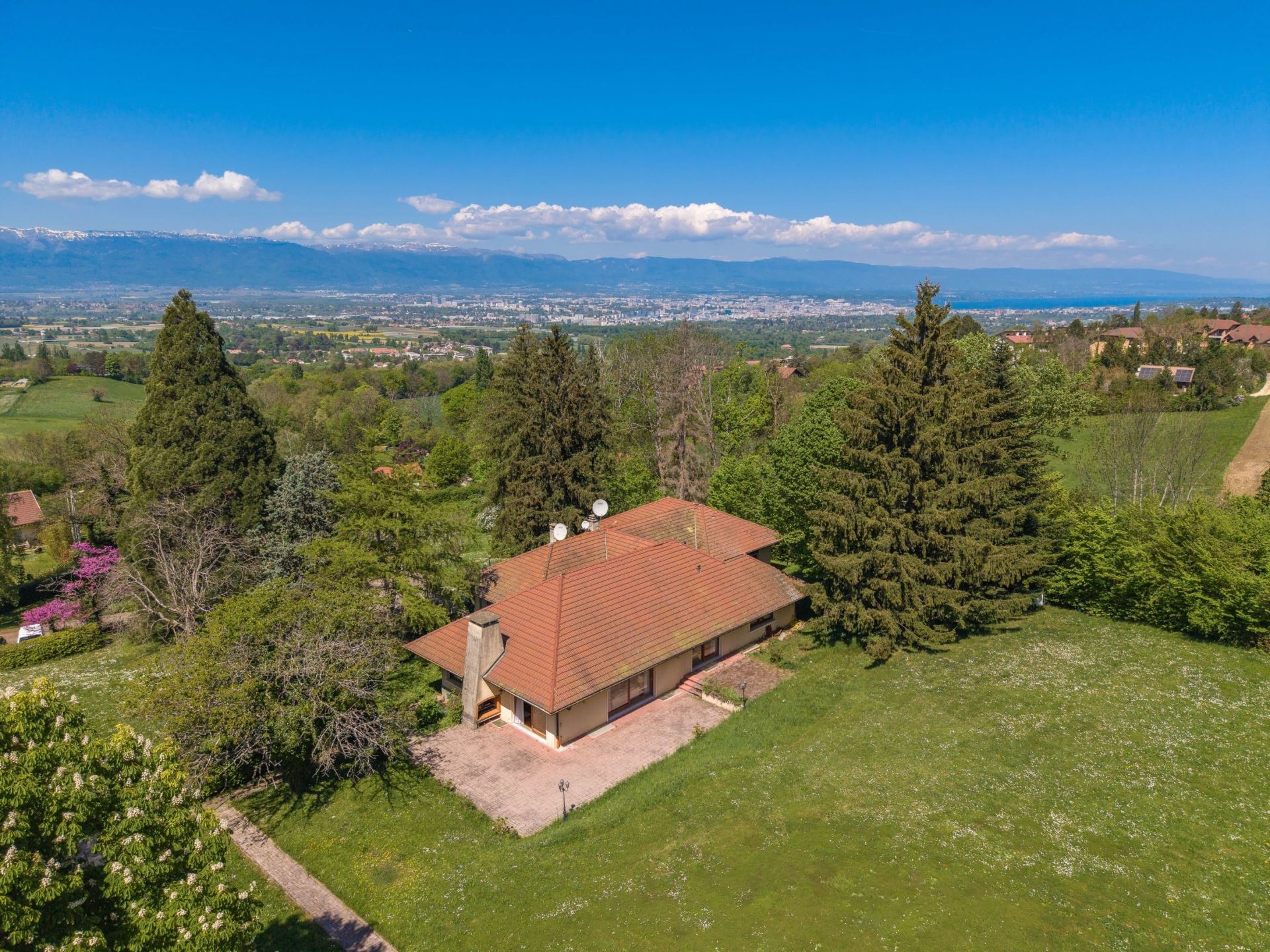 maison 13 Pièces en vente sur ARCHAMPS (74160)