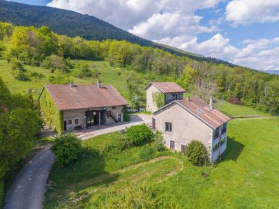 Vente Corps de ferme Sergy 8&nbsp;Pièces 400&nbsp;m²