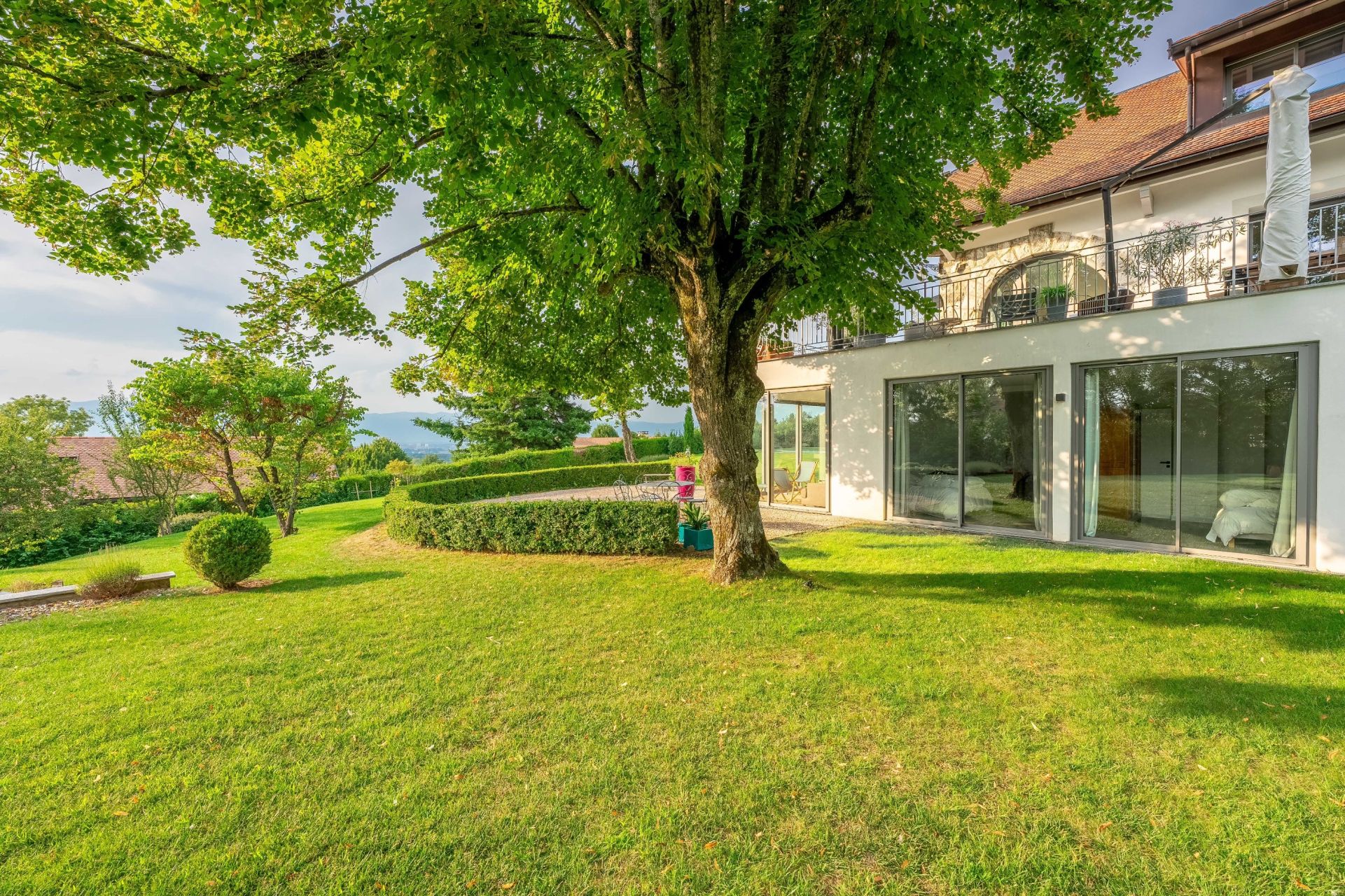 maison 12 Pièces en vente sur COLLONGES SOUS SALEVE (74160)