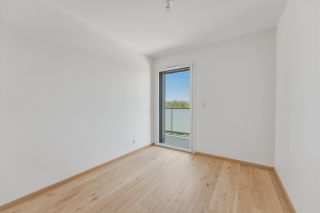 apartment 5 Rooms for sale on DIVONNE LES BAINS (01220)