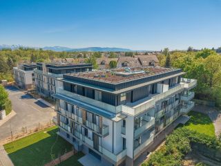 apartment 5 Rooms for sale on DIVONNE LES BAINS (01220)