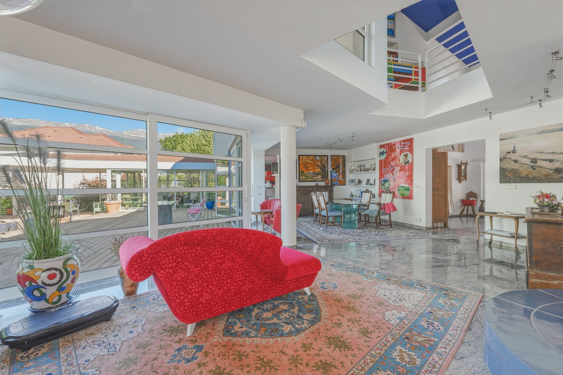 house 8 Rooms for sale on CHEVRY (01170)