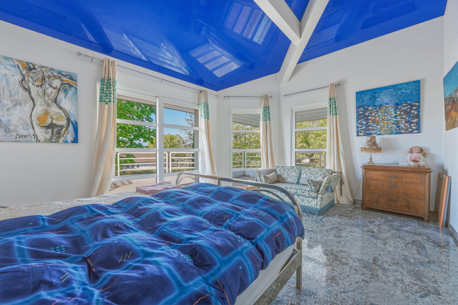 house 8 Rooms for sale on CHEVRY (01170)