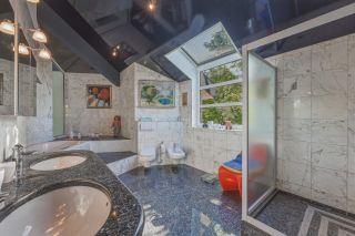 house 8 Rooms for sale on CHEVRY (01170)