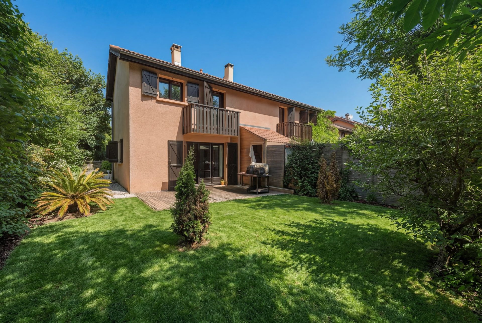 house 5 Rooms for sale on FERNEY VOLTAIRE (01210)