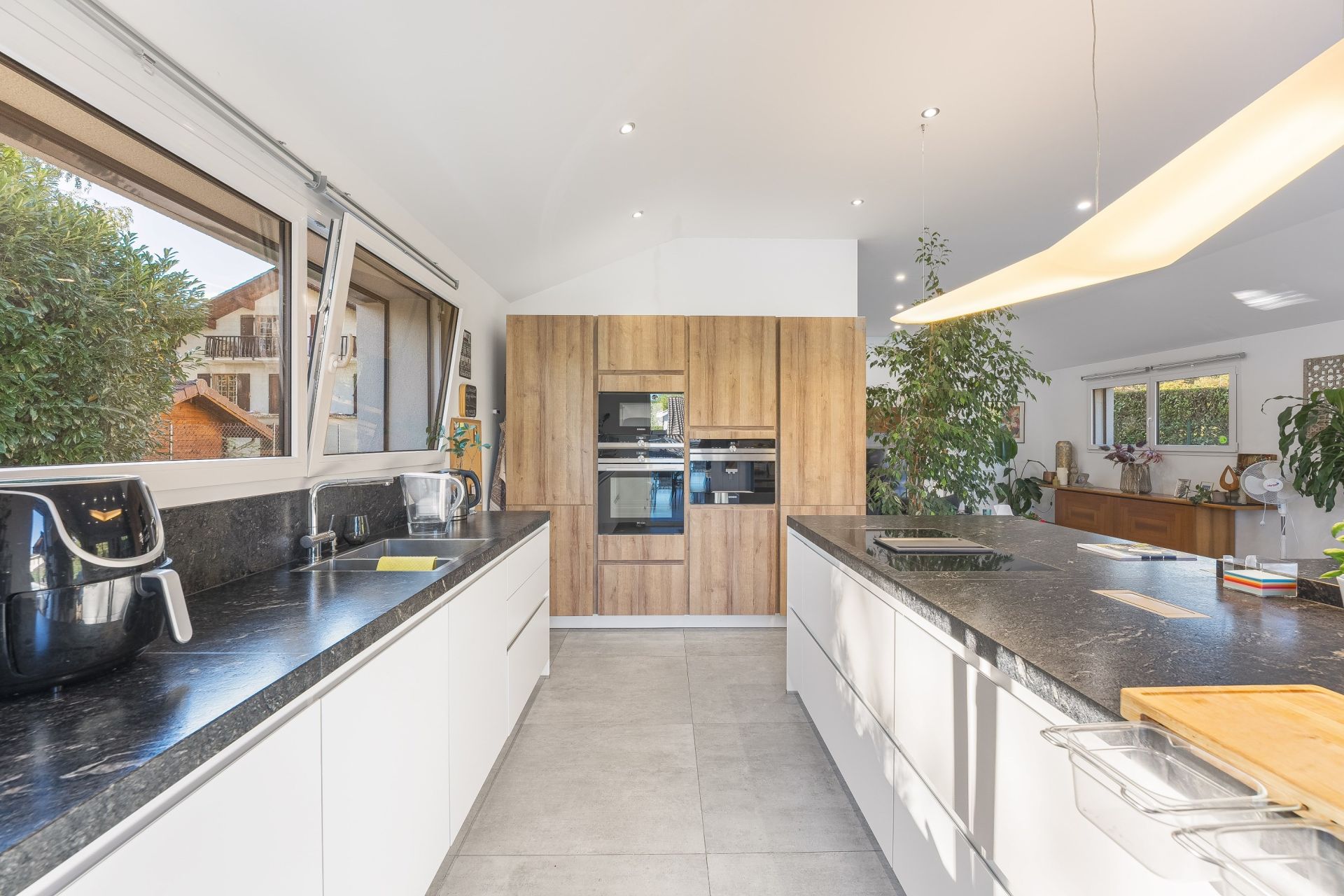 house 7 Rooms for sale on DIVONNE LES BAINS (01220)