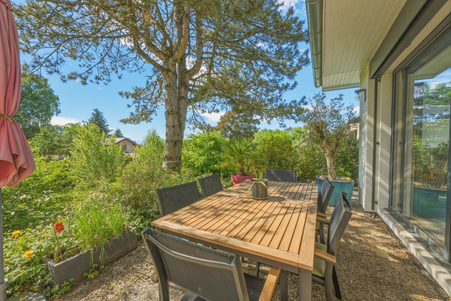 house 9 Rooms for sale on DIVONNE LES BAINS (01220)