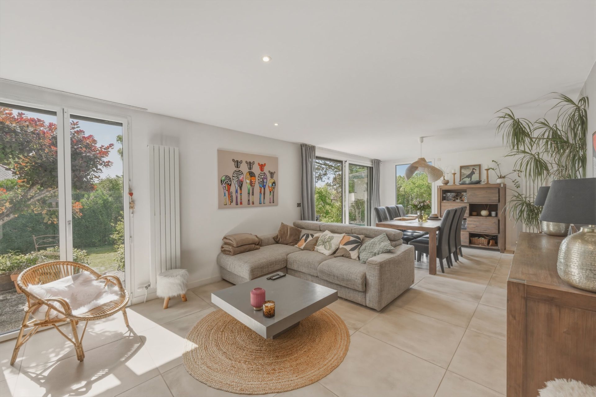 house 9 Rooms for sale on DIVONNE LES BAINS (01220)